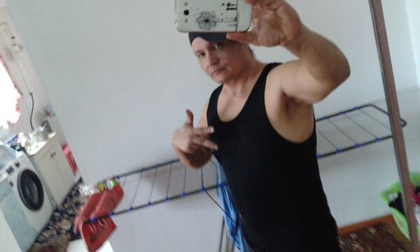  ,   Viktor, 33 ,   ,   , c 