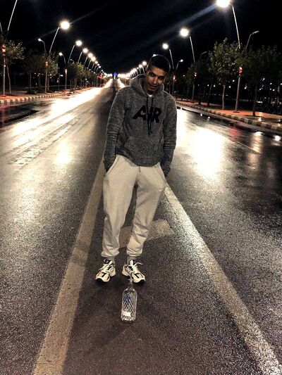  ,   Hicham, 25 ,   ,   