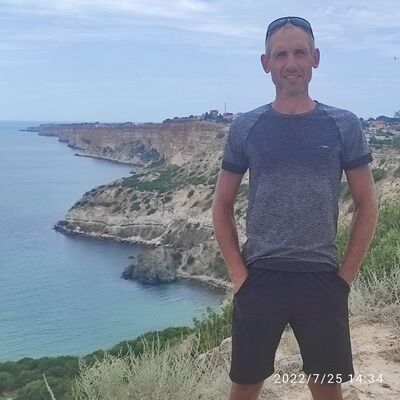 ,   Maks, 41 ,   ,   