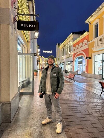  ,   Robert, 33 ,   ,   