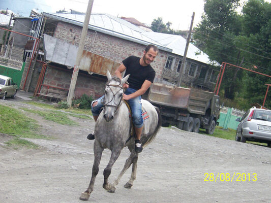  ,   Irakli, 33 ,   ,   , c 