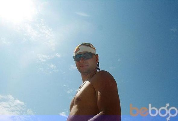  ,   Gio, 45 ,   