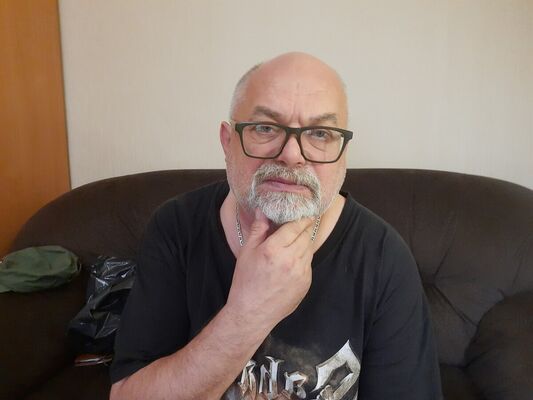  ,   Lubos, 64 ,   ,   , c 