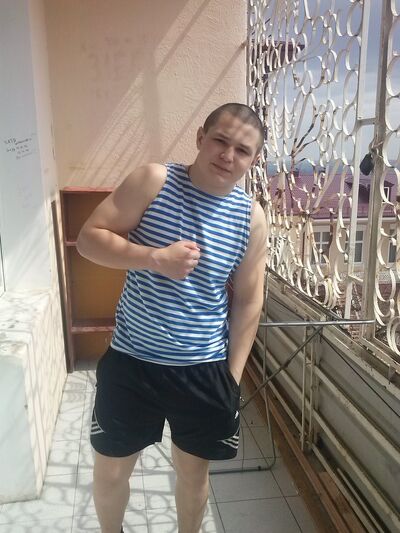  ,   Slavik, 30 ,   