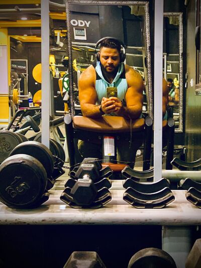  ,   Mostafa, 32 ,   ,   