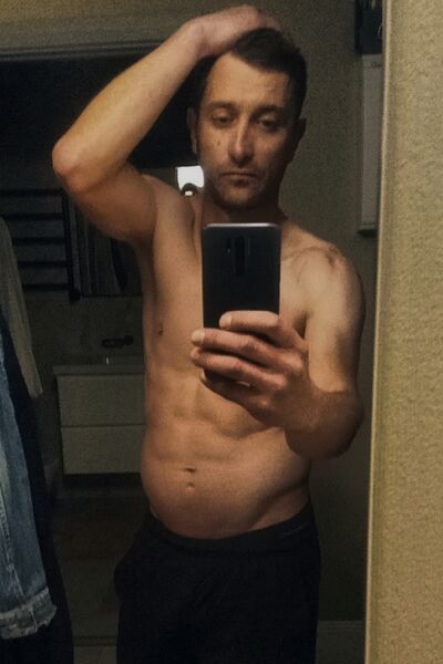  ,   Levon, 37 ,   ,   