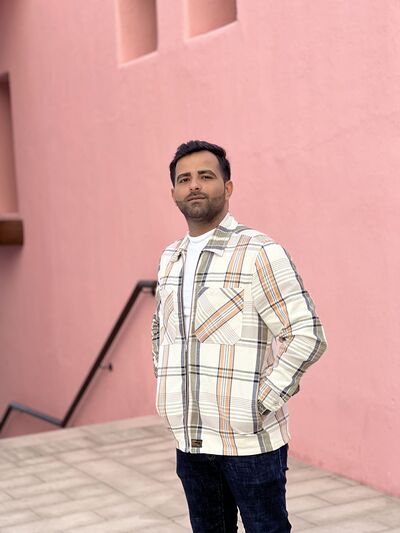  ?,   Sultan, 28 ,   ,   