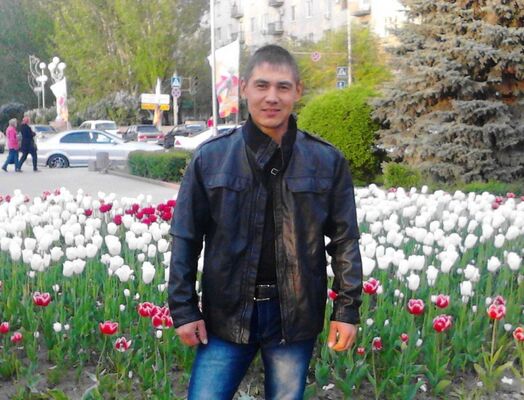  ,   Aziz, 42 ,   ,   , c 