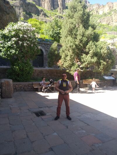  ,   Garik, 42 ,   ,   