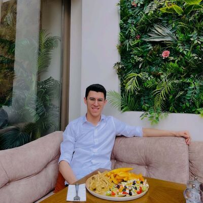 ,   Mert, 21 ,   ,   