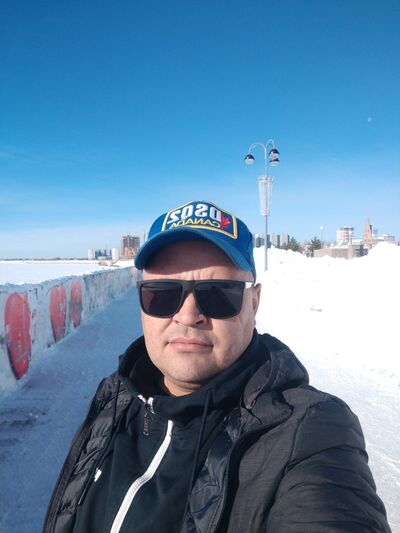  ,   Radik, 43 ,   c 