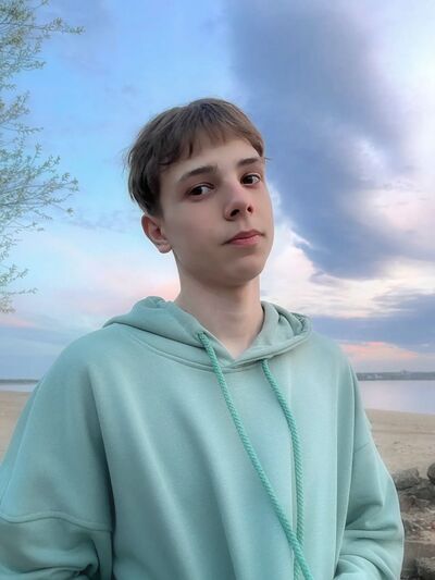  ,   Dmitry, 20 ,  