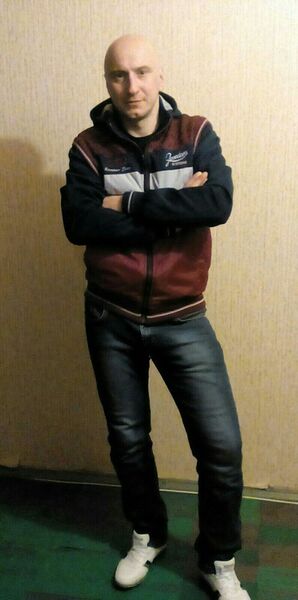  ,   Andrei D, 44 ,     , c 