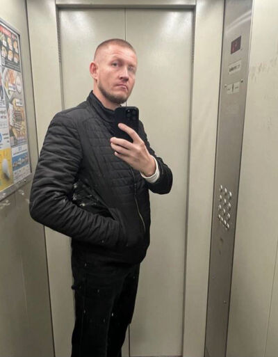  -,   , 32 ,  