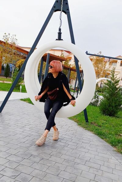  ,   Alena, 44 ,  