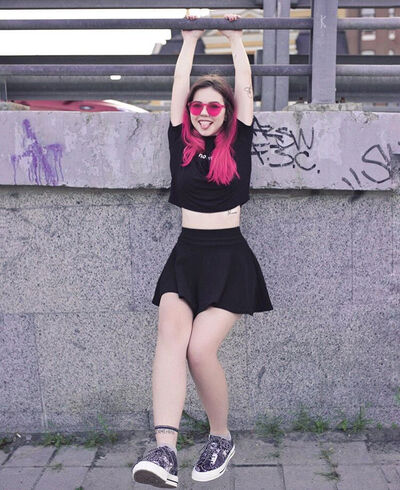  ,   Lilu, 22 ,   ,   , c 
