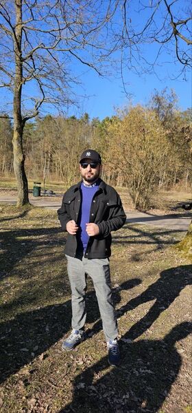  Frankfurt am Main,   John, 38 ,   ,   