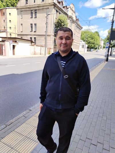  ,   Sanjar, 35 ,   ,   