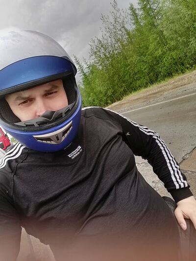  ,   Alexander, 32 ,   ,   , c 