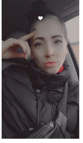  ,   Anzhellka, 32 ,  