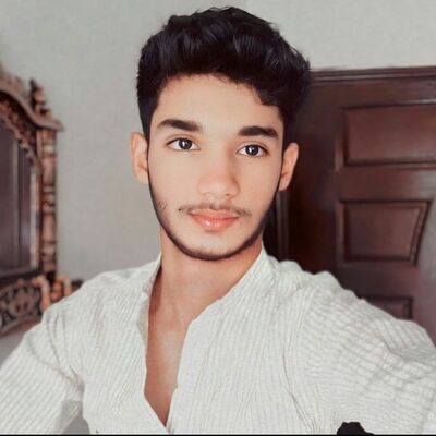  Naaldwijk,   Huzaffa, 19 ,   ,   