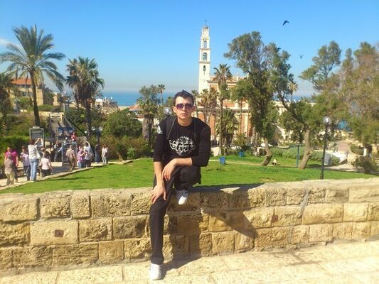  ,   Oleg, 38 ,   