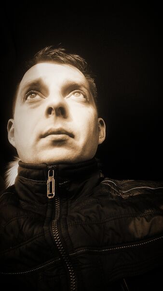  --,   Pavel, 36 ,   ,   