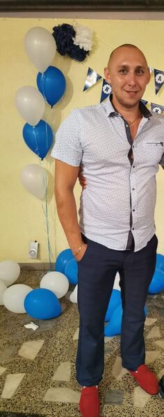  ,   Linas, 39 ,   ,   