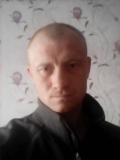  ,   Denis, 41 ,  