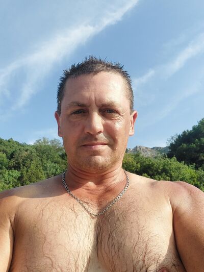  ,   Alex, 53 ,   