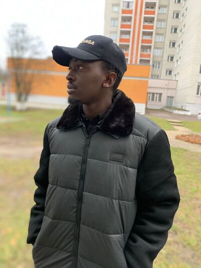  ,   Yorich Eben, 27 ,   ,   
