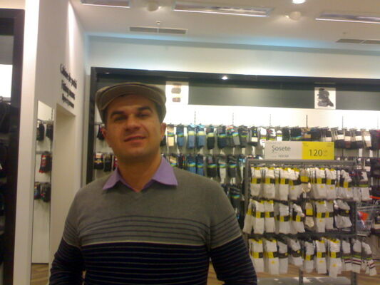  ,   Igoras, 40 ,     , c , 