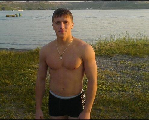  ,   Alex, 35 ,   