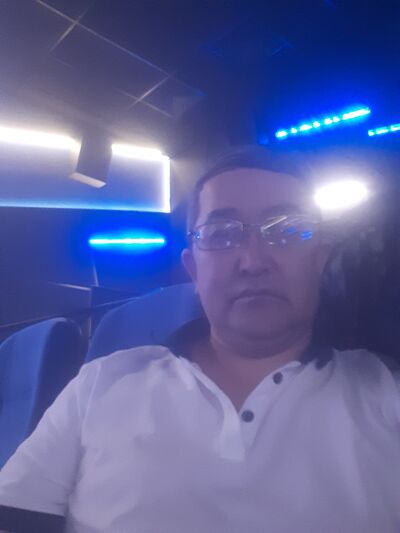   ,   Maikl, 52 ,   ,   