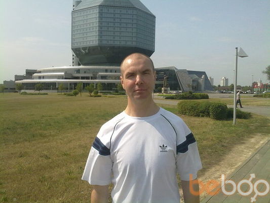  3875378  Sergei, 49 ,    