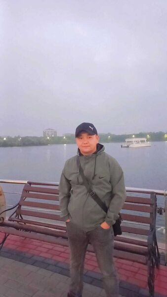  ,   NIK, 42 ,   ,   
