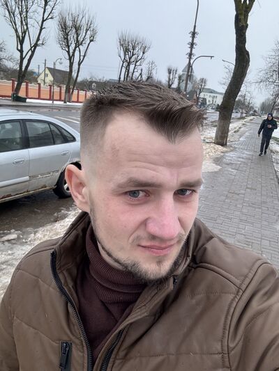  Essen,   , 28 ,   ,   