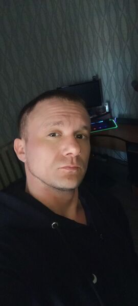   ,   Petr, 37 ,     , c 