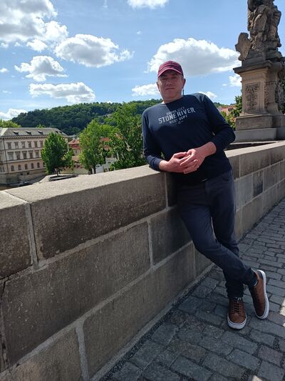  Praha,   , 37 ,   ,   