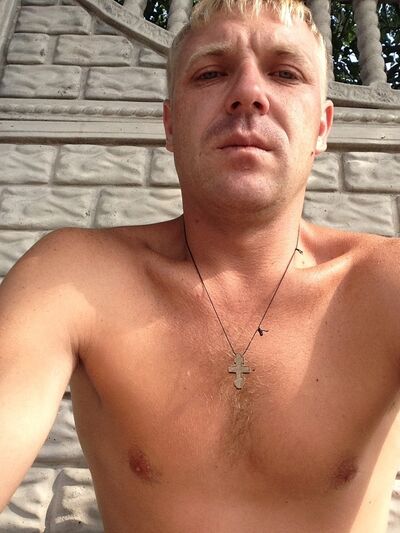  ,   Denis, 37 ,   ,   , c 