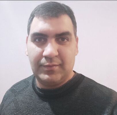  ,   Vladislav, 42 ,   ,   