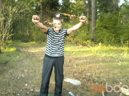  1452438  Pavel, 42 ,    