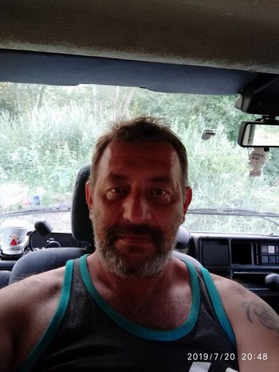  ,   Andrej, 52 ,   ,   , c 