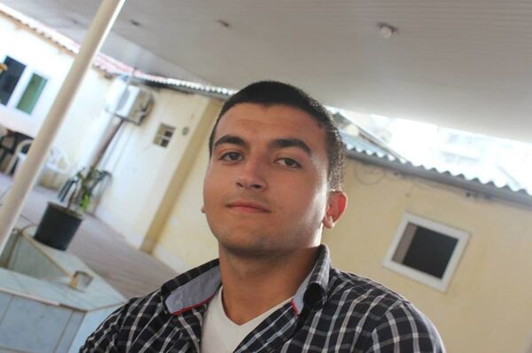  ,   Rauf, 35 ,   