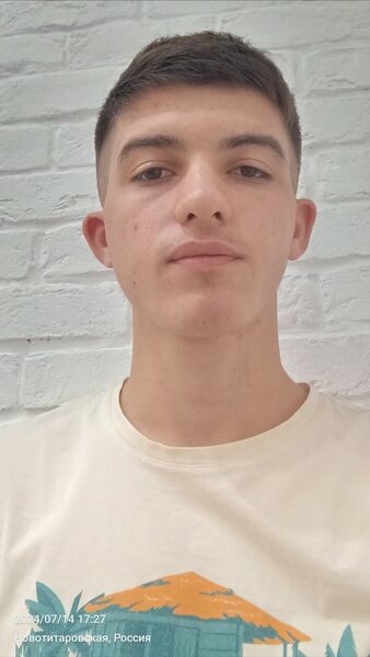  ,   Artem, 19 ,   ,   , c , 