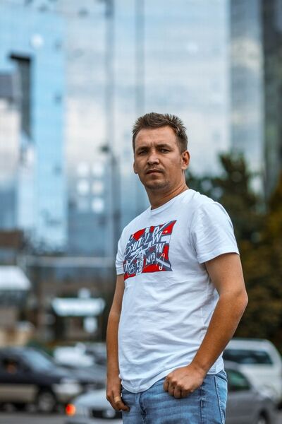  ,   Andrew, 43 ,     , c 