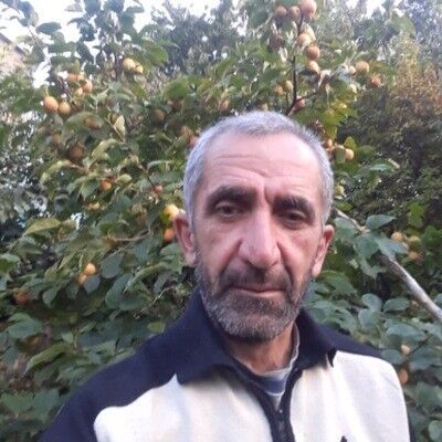  ,   Garik, 49 ,   ,   , c , 