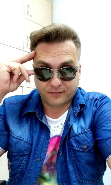  ,   Ryman, 45 ,   