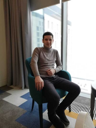  ,   Daulet, 32 ,   ,   , c 