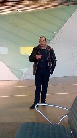  ,   Artur, 37 ,   ,   , c 